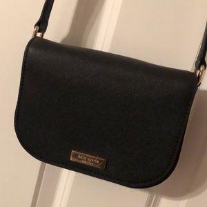 Black Kate spade crossbody purse